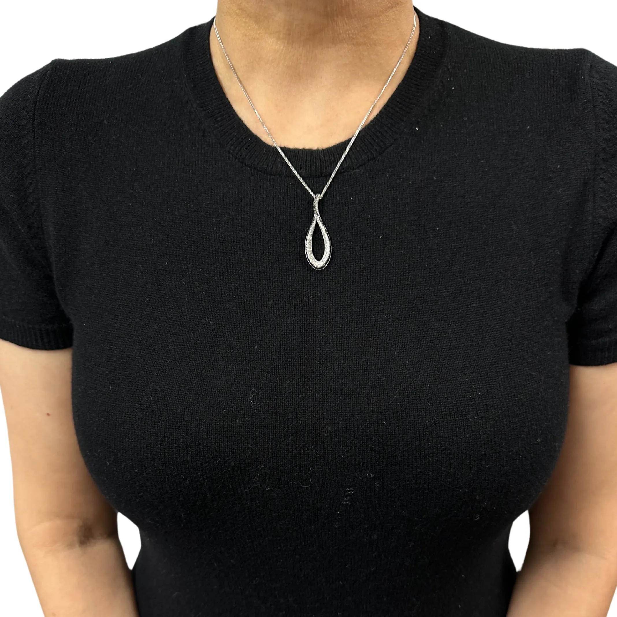 0.96 ct White and Black diamond pendant in 18k - Simon G