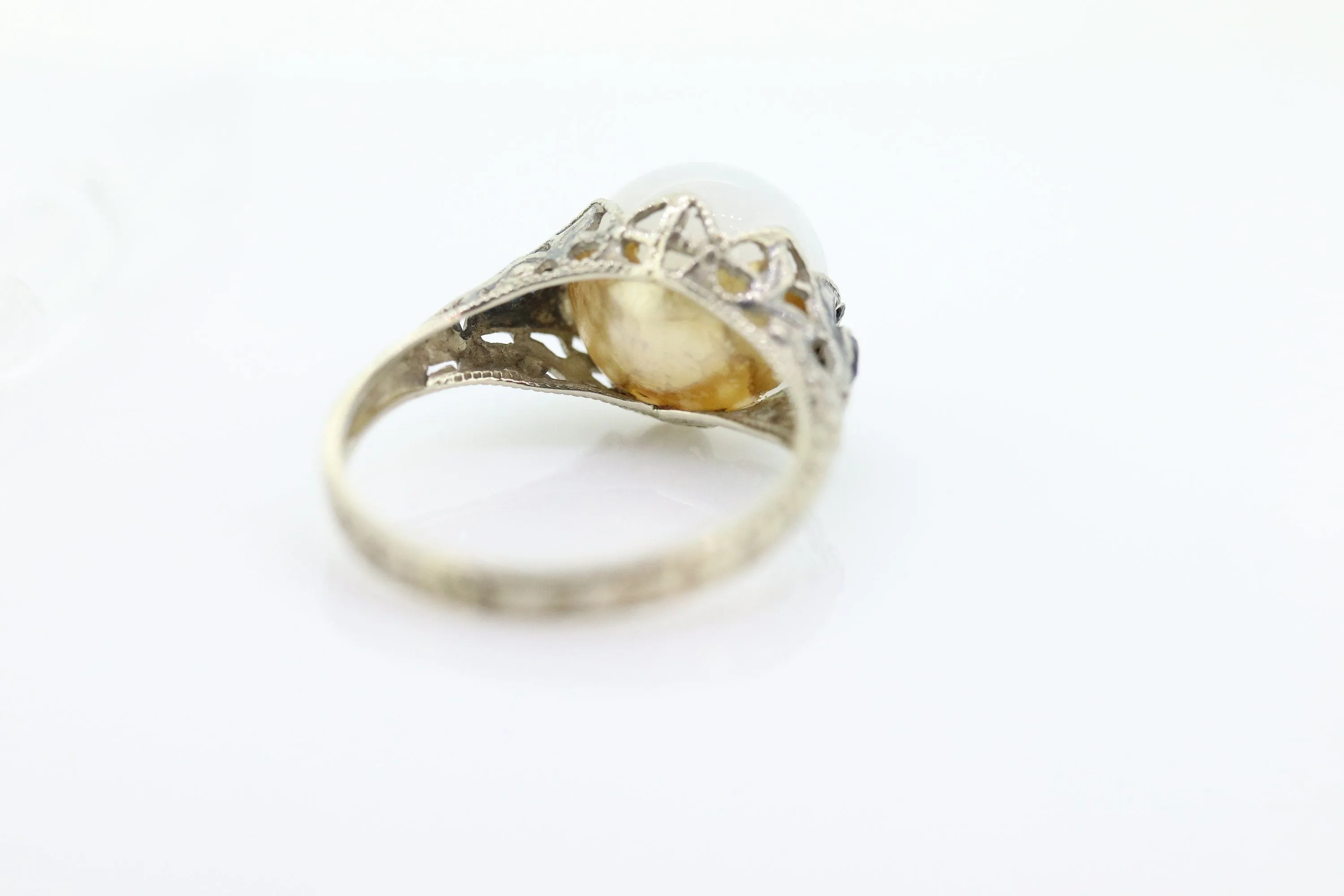 14k DELTAH MOONSTONE and Sapphire ring. White Gold Engraved with Sapphire and White Moonstone ORB sphere cabochon ring. st(30)