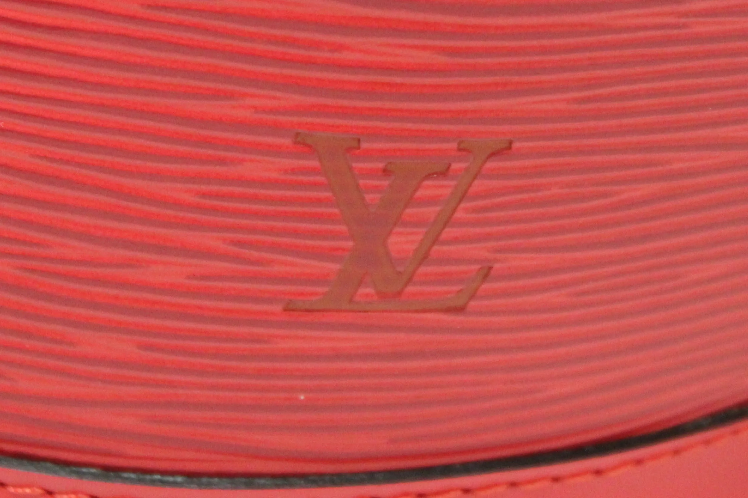Authentic Louis Vuitton Red Epi Leather St Jacques GM Shoulder Bag