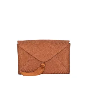 Cassia Straw Clutch Bag in Brown
