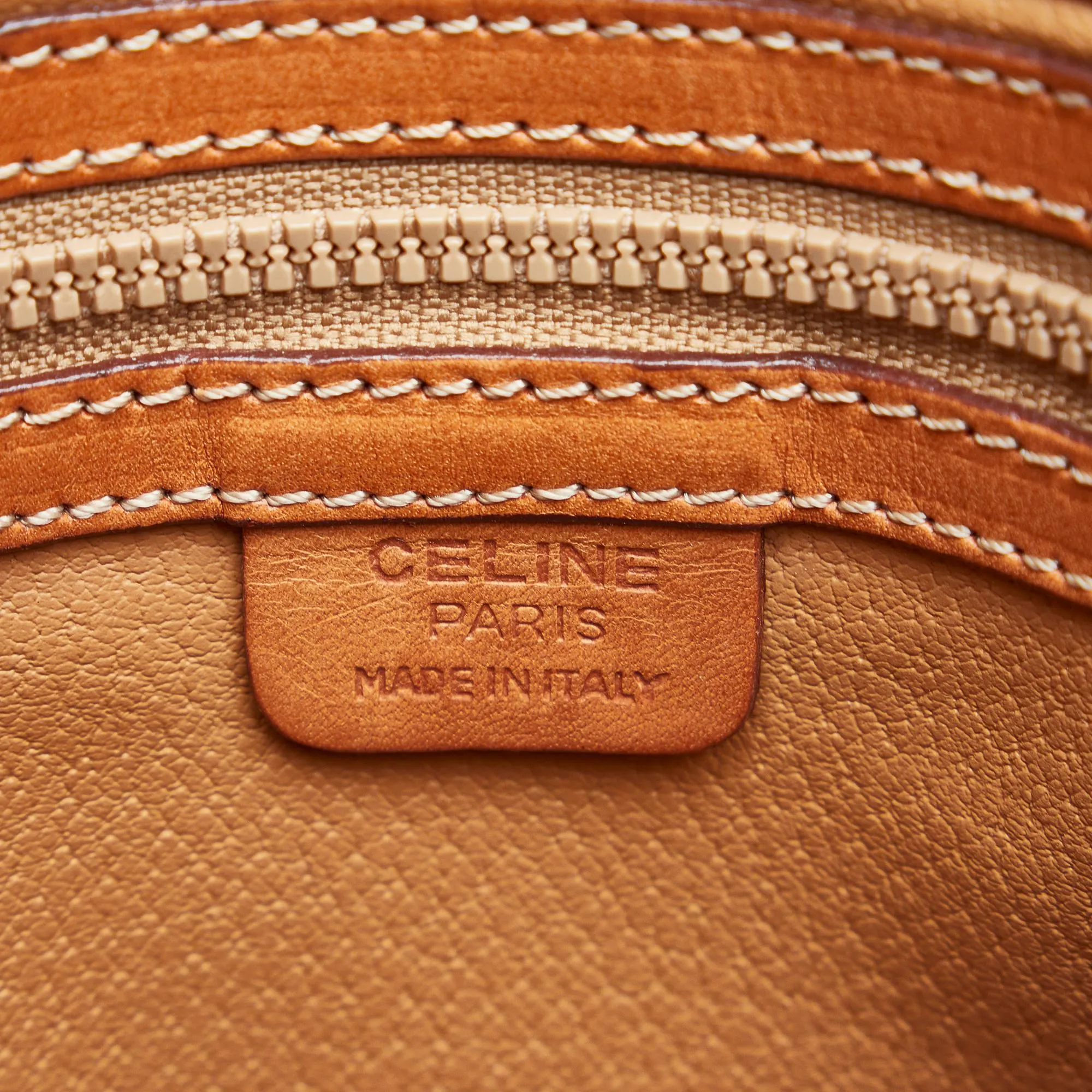 Celine Macadam Crossbody (SHG-Wf56Ra)