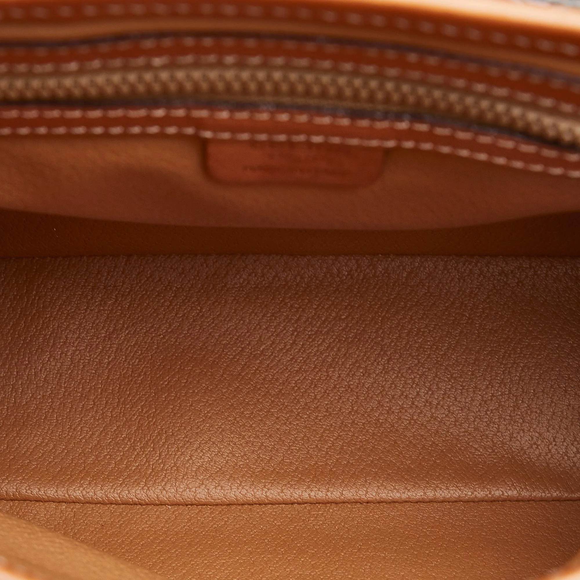 Celine Macadam Crossbody (SHG-Wf56Ra)