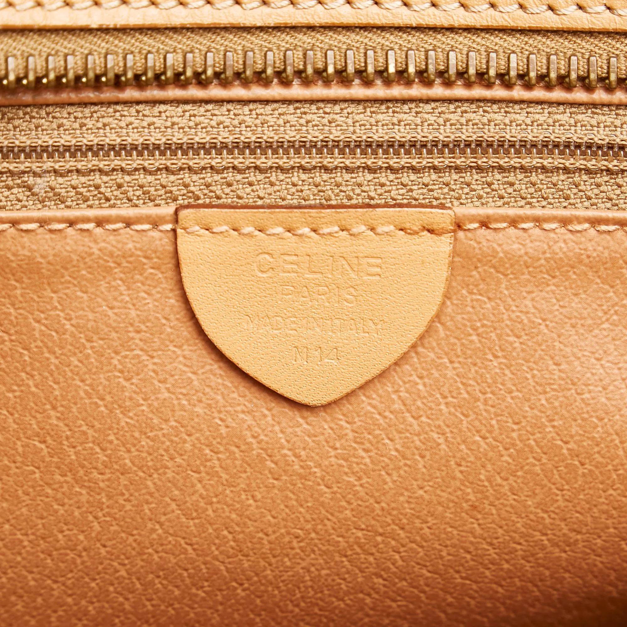 Celine Macadam Shoulder Bag (SHG-34899)