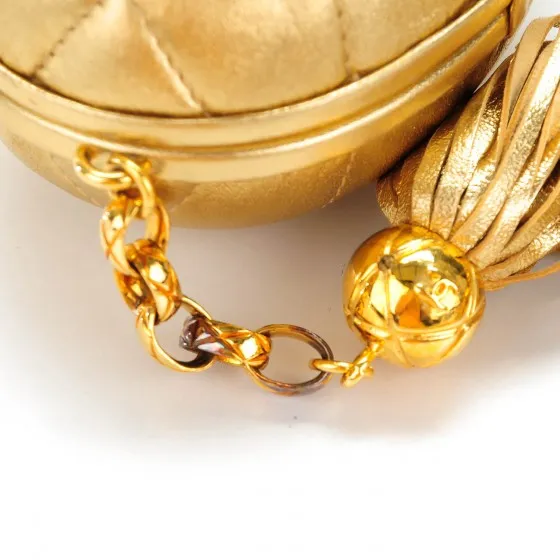 Chanel Vintage Metallic Gold Egg Minauderè Diamond Quilted Red Carpet Clutch
