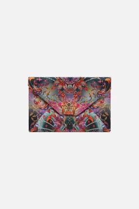 ENVELOPE CLUTCH WHAT LIES BENEATH