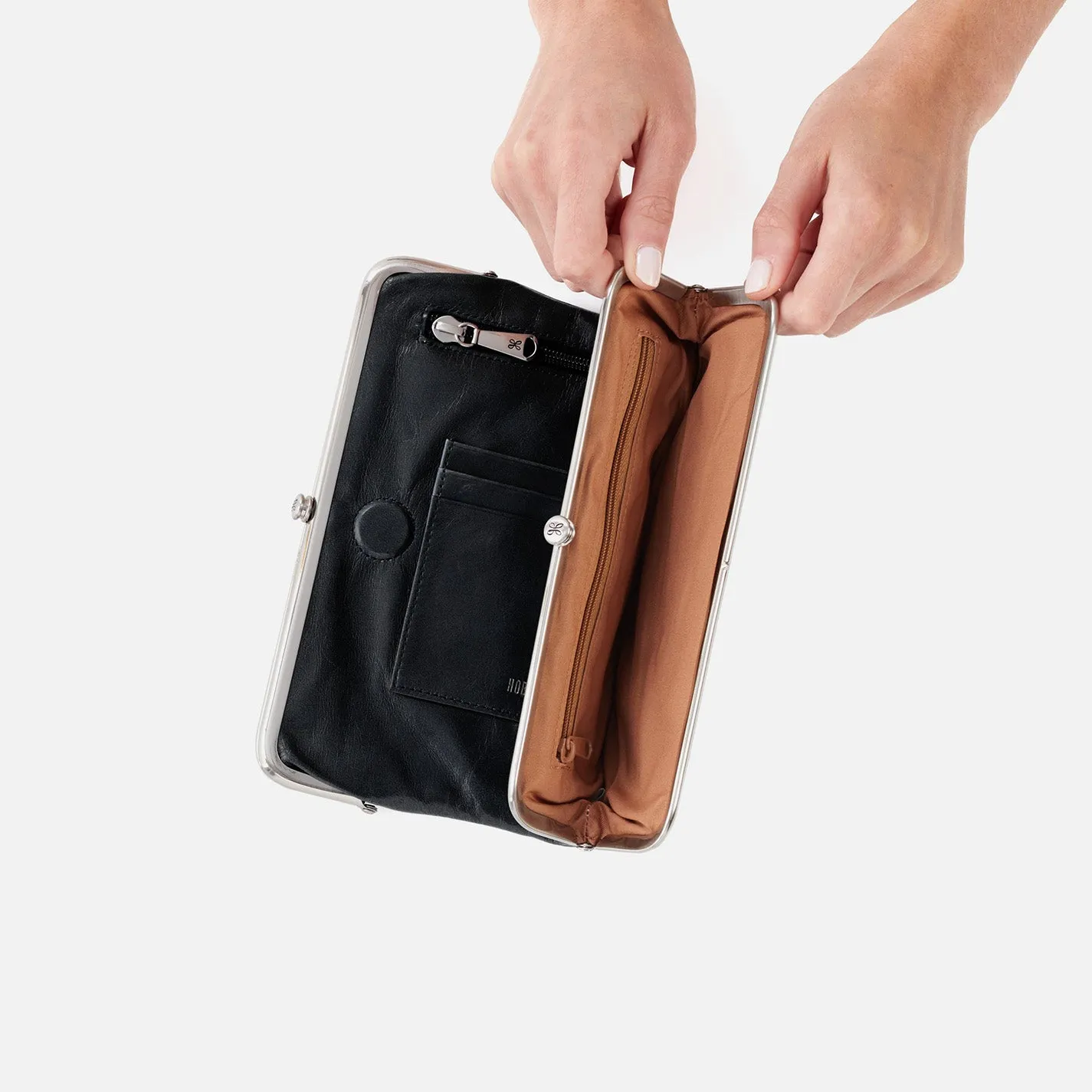 Hobo Lauren In Polished Leather Clutch Wallet
