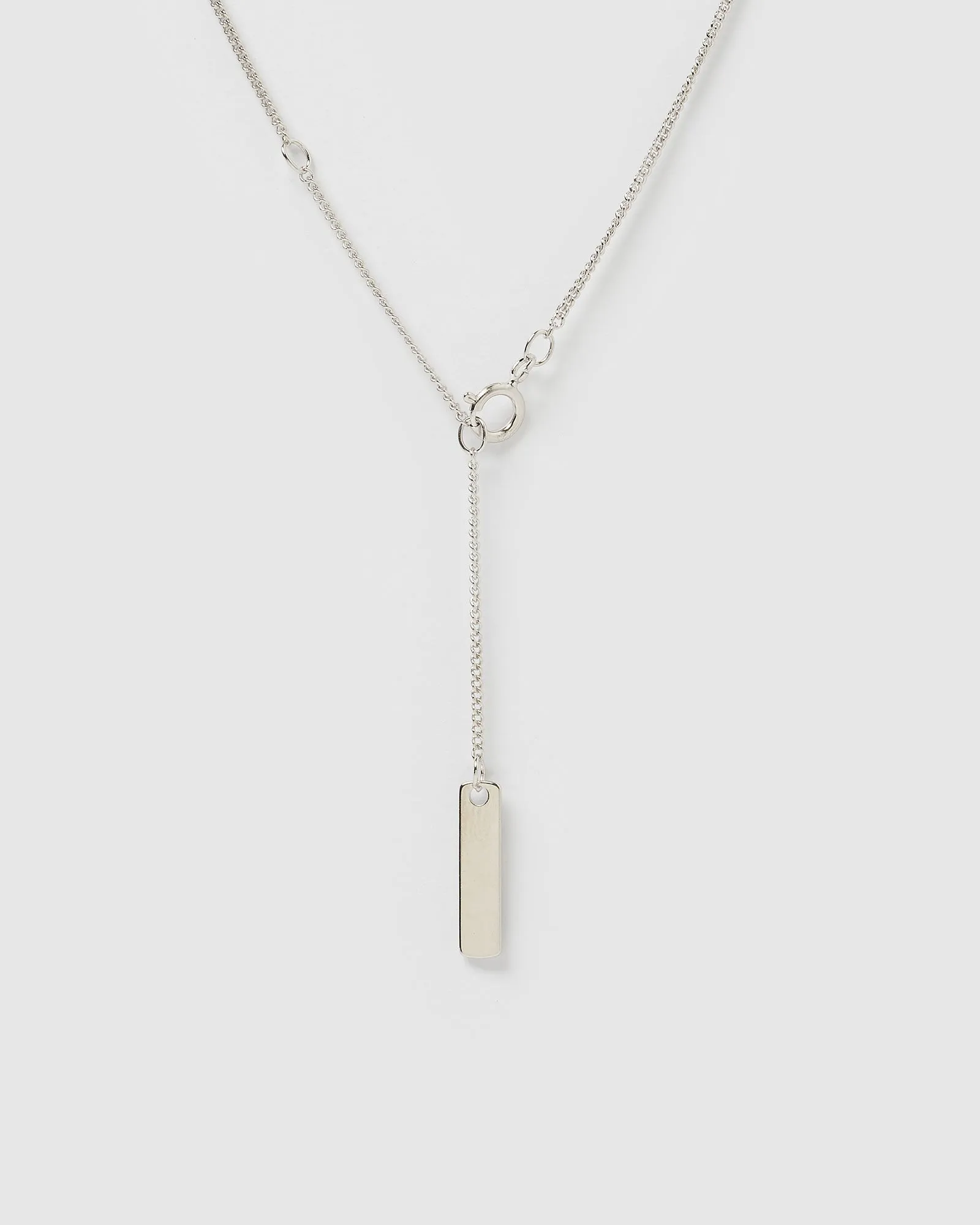 Izoa Alphabet Letter C Necklace Silver