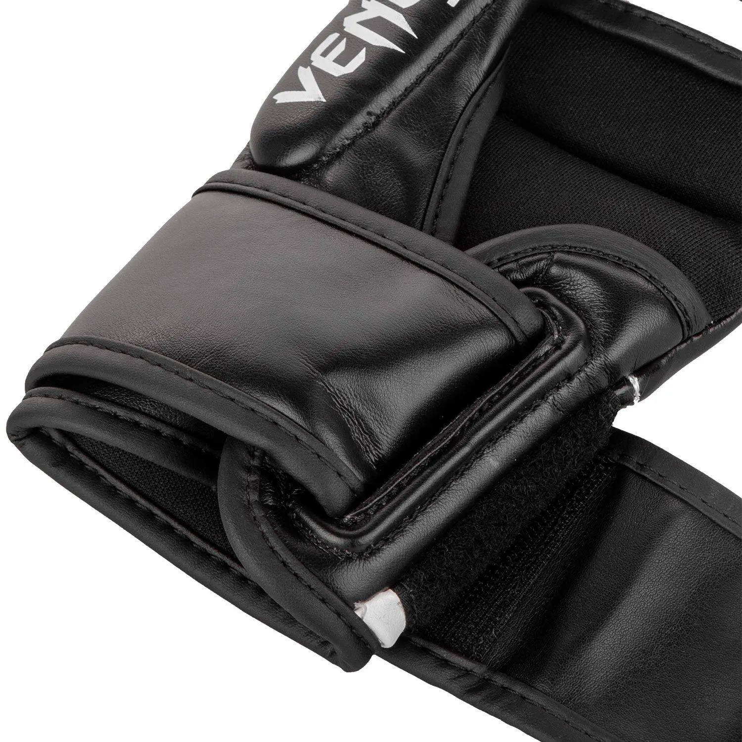 MMA Sparringshandsker - Venum - 'Challenger 3.0' - Hvid-Sort