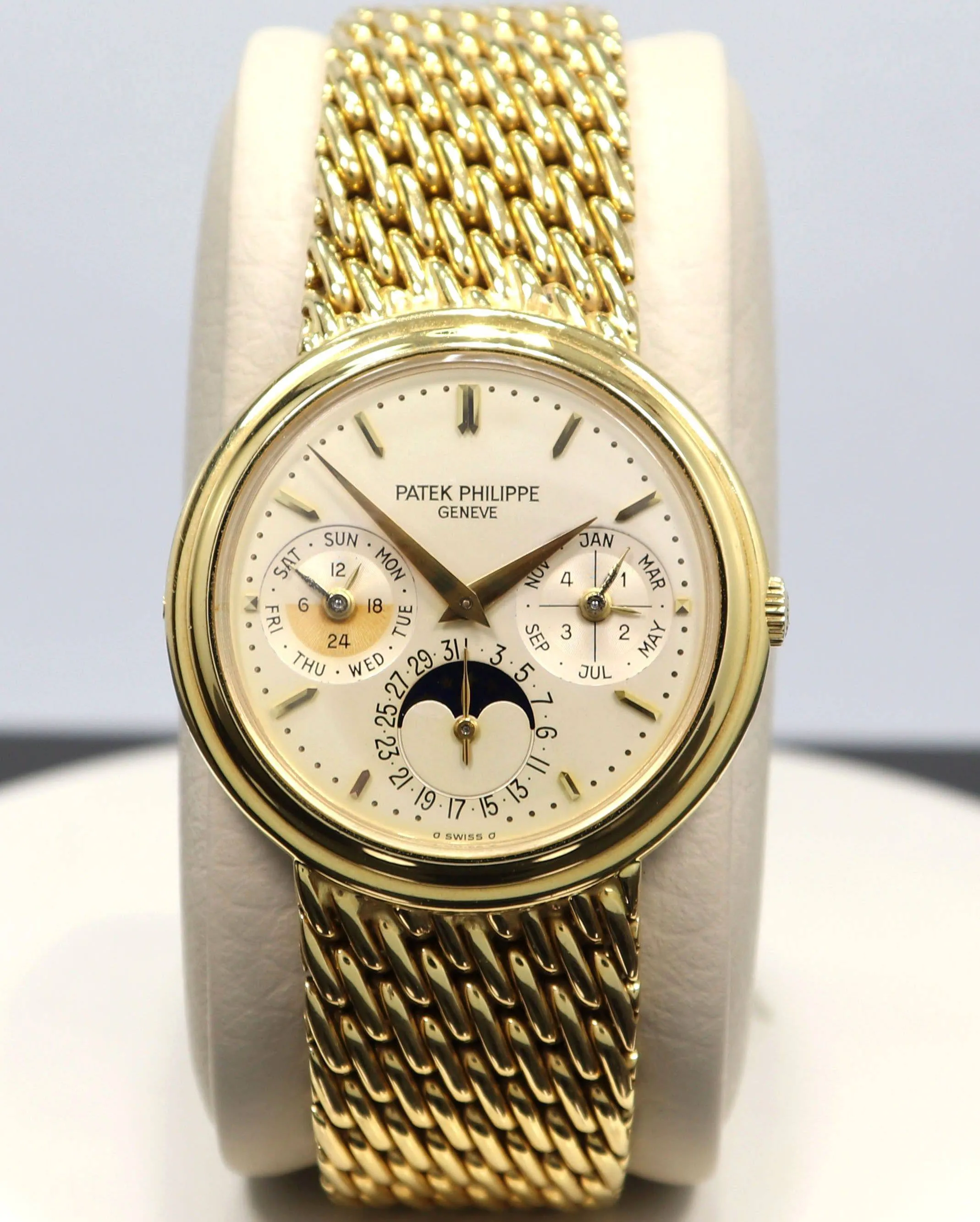 Patek Philippe Perpetual Calendar 3945/1J Vintage 18K Yellow Gold Silver Dial Automatic