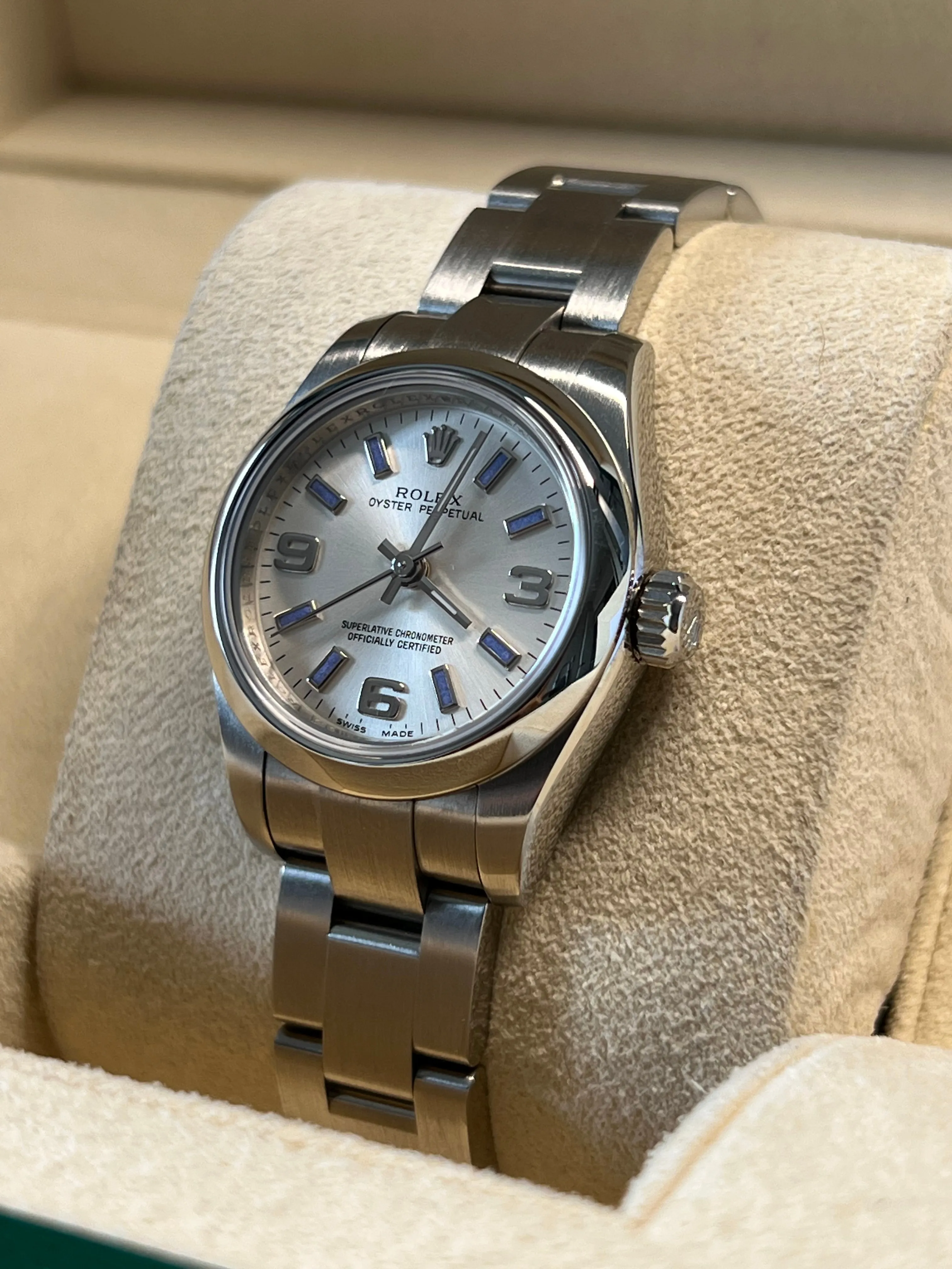 Rolex - Pre-owned Oyster Perpetual 26mm Silver Dial 176200