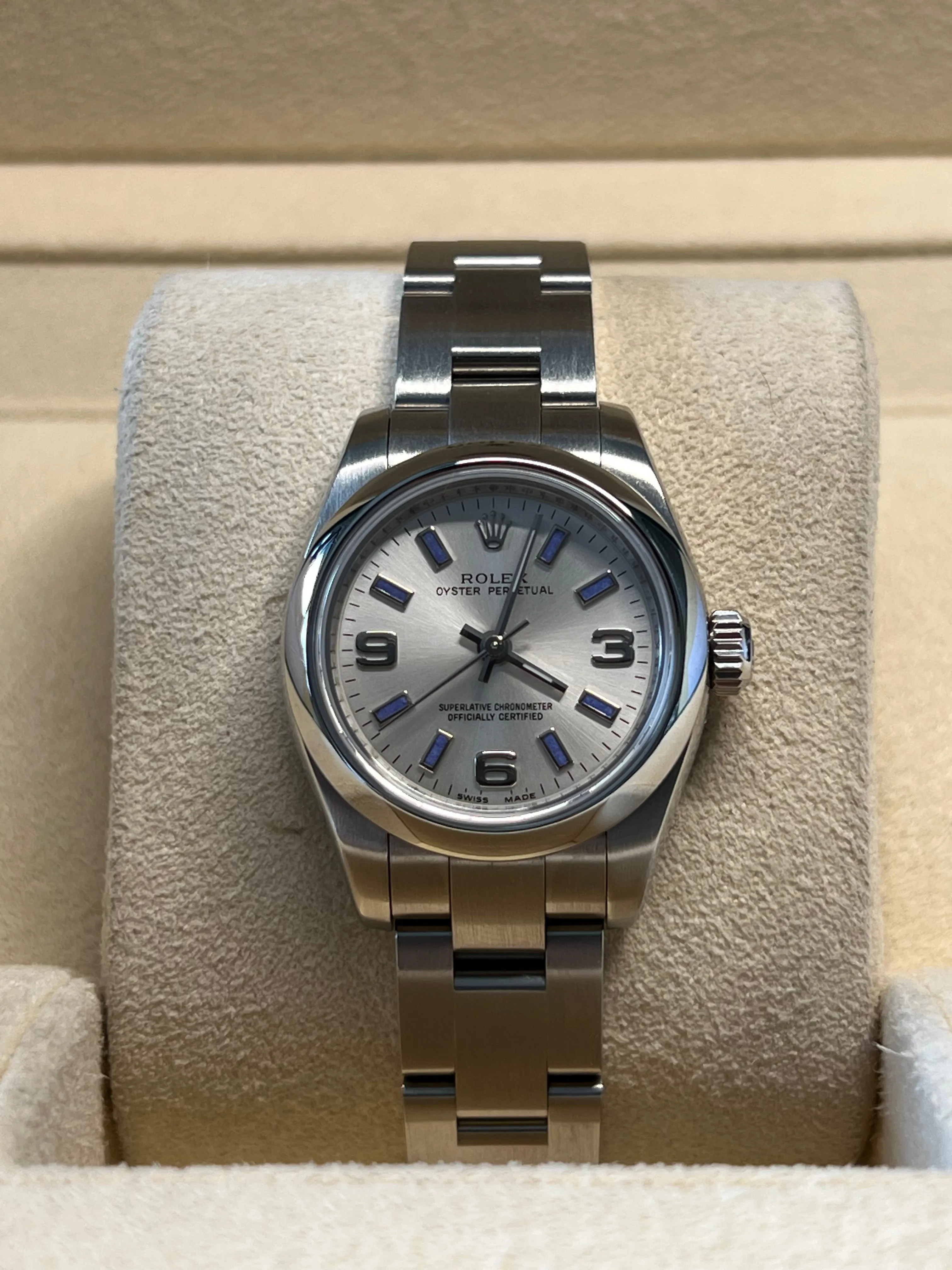 Rolex - Pre-owned Oyster Perpetual 26mm Silver Dial 176200