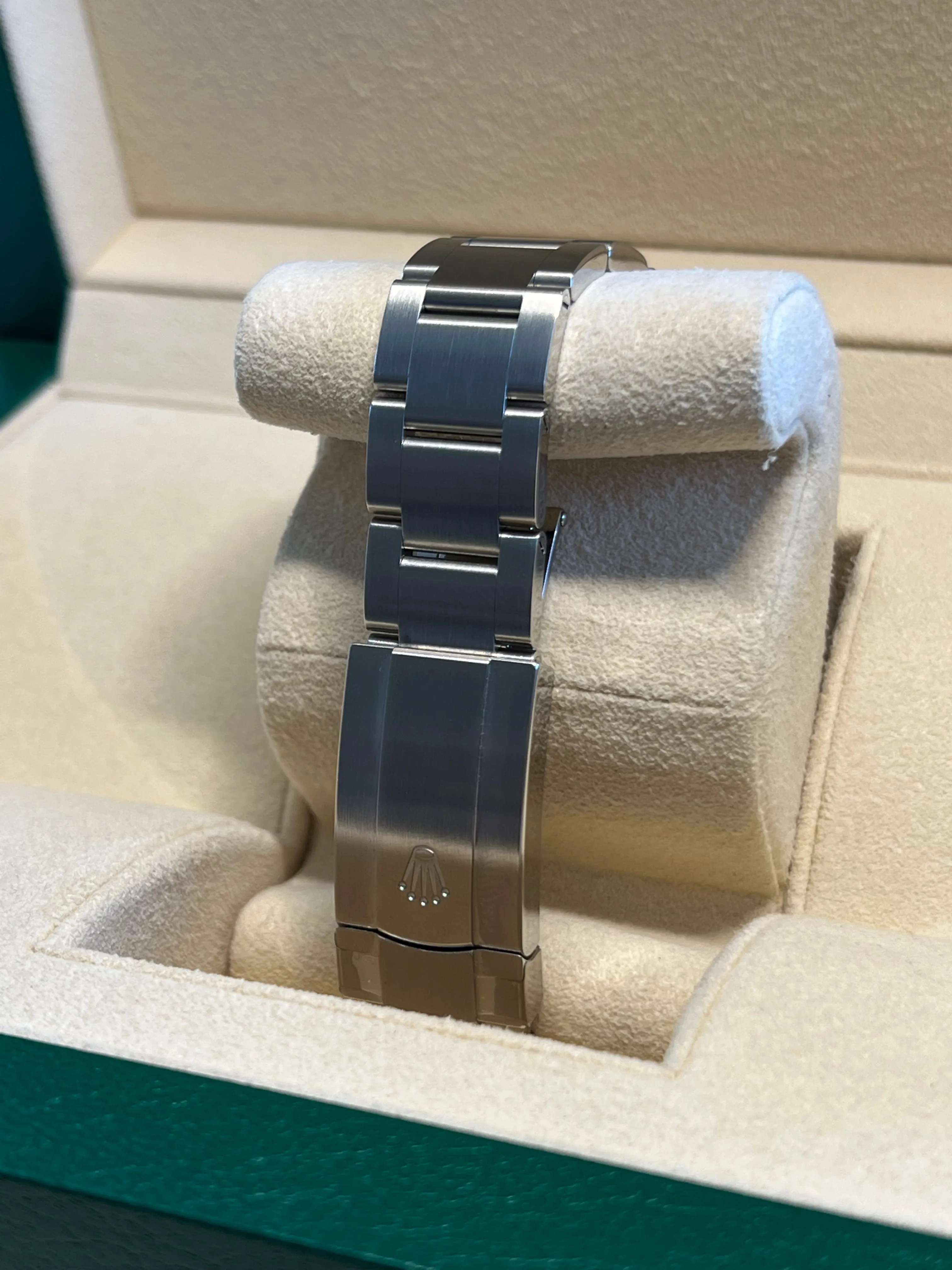 Rolex - Unworn Oyster Perpetual 36mm Tiffany Dial 126000