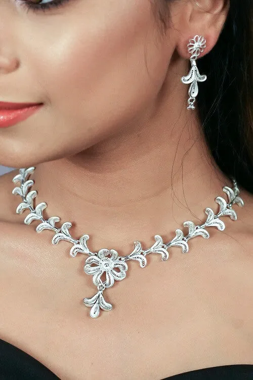 Silver Linings "Floral" Silver Filigree Handmade Necklace Set