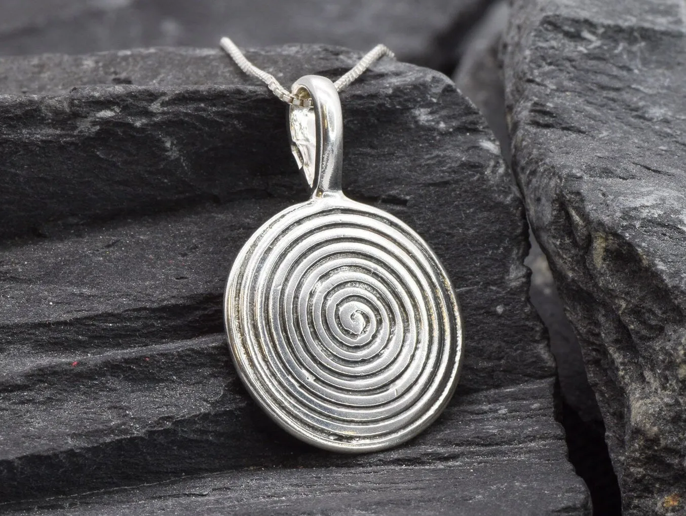Silver Spiral Necklace - Silver Circle Pendant - Silver Infinity Necklace