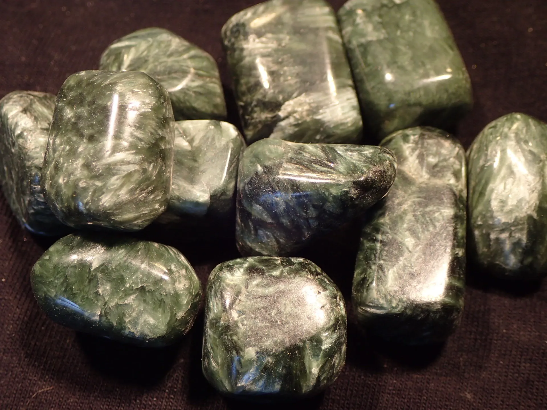 Tumbled - Seraphinite