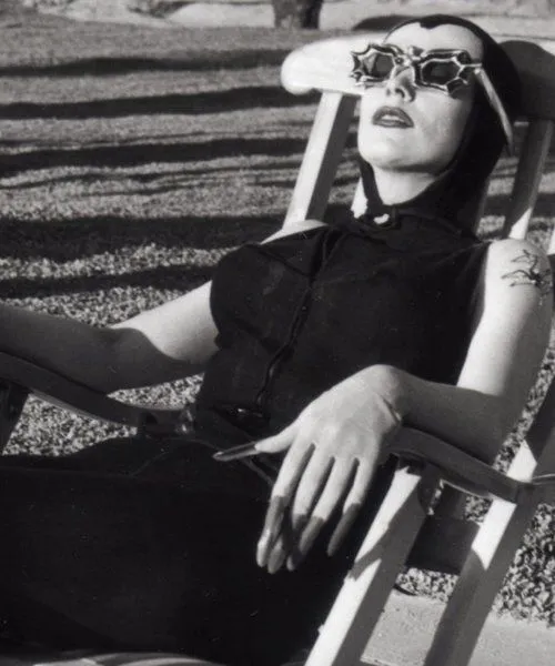 Vampira® Bat Glasses in Black by La Femme en Noir